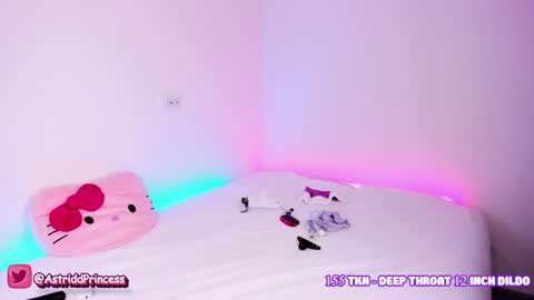 helloiamastrid online show from 12/01/24, 04:29