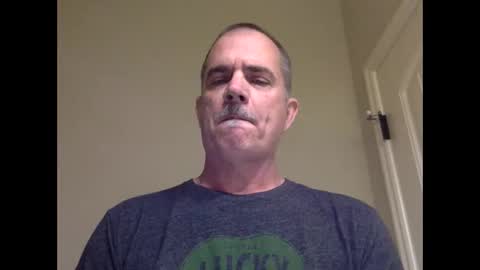 Snapshot of helloitsme969 chatting on 10/27/25, 04:11 helloitsme969 online show from 10/27/25, 04:11