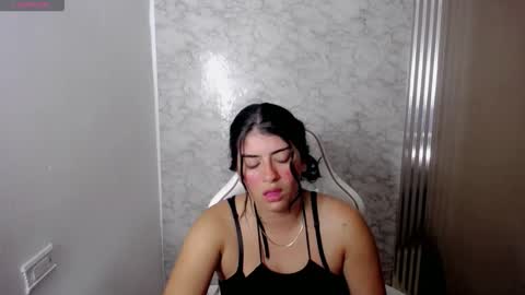 helloo_kityy25 online show from 03/19/26, 02:26