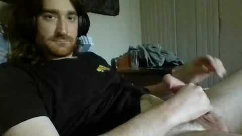 Snapshot of hellothereimcoolyo chatting on 04/03/26, 06:17 longhairbeardedguy online show from 04/03/26, 06:17