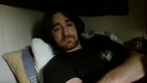 Snapshot of hellothereimcoolyo chatting on 04/30/26, 12:00 longhairbeardedguy online show from 04/30/26, 12:00