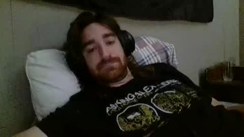Snapshot of hellothereimcoolyo chatting on 05/11/26, 11:05 longhairbeardedguy online show from 05/11/26, 11:05
