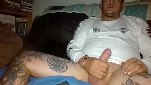 Snapshot of helpmecumhard4uxxx chatting on 02/02/26, 03:11 helpmecumhard4uxxx online show from 02/02/26, 03:11