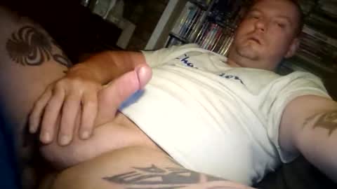 Snapshot of helpmecumhard4uxxx chatting on 04/07/26, 06:52 helpmecumhard4uxxx online show from 04/07/26, 06:52