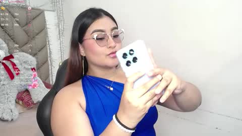 Zahira online show from 01/17/26, 07:39