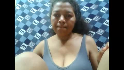 Snapshot of henitsaldy chatting on 09/12/25, 07:19 henitsaldy online show from 09/12/25, 07:19