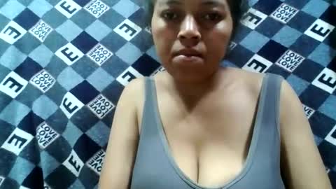 Snapshot of henitsaldy chatting on 09/14/25, 02:38 henitsaldy online show from 09/14/25, 02:38