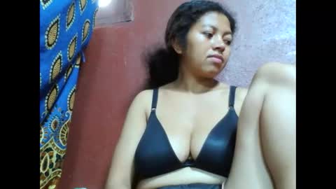 Snapshot of henitsaldy chatting on 10/01/25, 08:20 henitsaldy online show from 10/01/25, 08:20