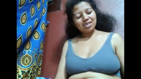 Snapshot of henitsaldy chatting on 10/05/25, 05:55 henitsaldy online show from 10/05/25, 05:55