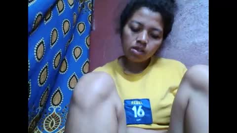 Snapshot of henitsaldy chatting on 10/10/25, 06:56 henitsaldy online show from 10/10/25, 06:56