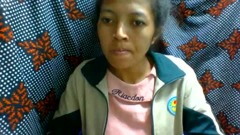 henitsaldy online show from 07/10/26, 09:45