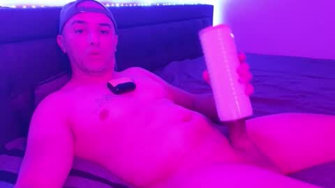 HENNIDRIP online show from 11/21/25, 05:28