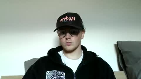 henrietje online show from 06/02/26, 06:32