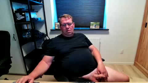 henrikrp1971 online show from 06/20/26, 07:27