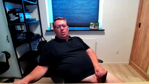 henrikrp1971 online show from 07/09/26, 09:13