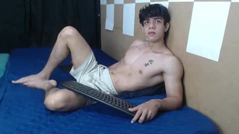 HENRY GANDY online show from 02/05/25, 01:00