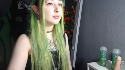 Hentaishiing online show from 12/15/24, 04:48