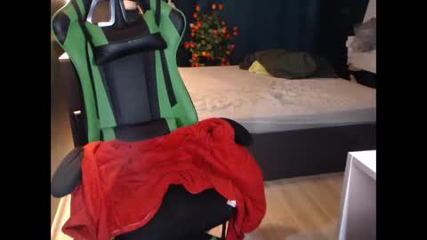 Hentaishiing online show from 11/13/25, 11:36