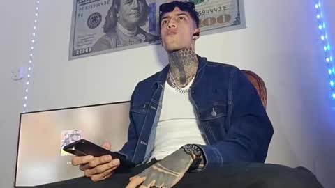 Henzeld online show from 04/18/26, 03:32