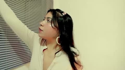 hera online show from 03/28/26, 10:53