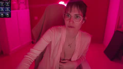 HeraLuna  online show from 01/12/25, 11:15