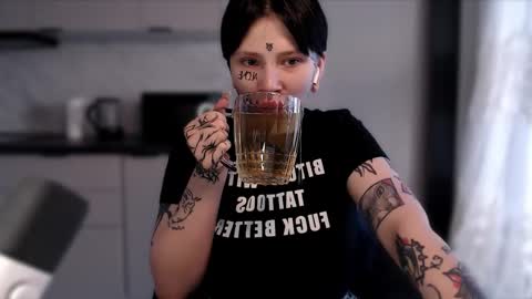 Snapshot of herbal_helpmepls chatting on 02/15/25, 01:49 dirty Diana online show from 02/15/25, 01:49