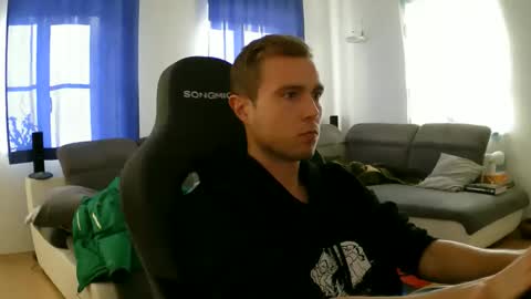 John Pearl online show from 03/04/26, 02:45