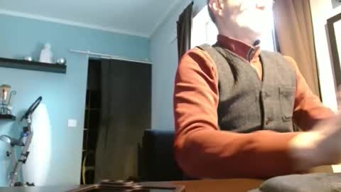 hering76 online show from 02/12/26, 08:42