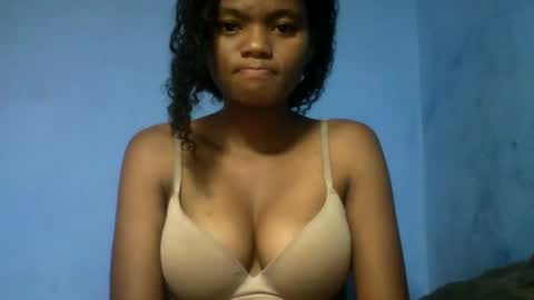 herisse01 online show from 03/31/26, 10:10