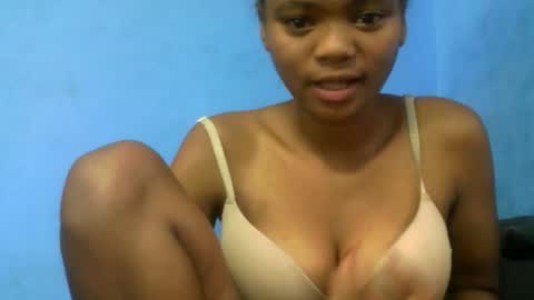 Snapshot of herisse01 chatting on 04/22/26, 05:54 herisse01 online show from 04/22/26, 05:54
