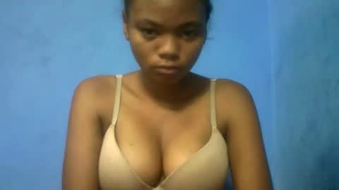 Snapshot of herisse01 chatting on 04/26/26, 03:04 herisse01 online show from 04/26/26, 03:04