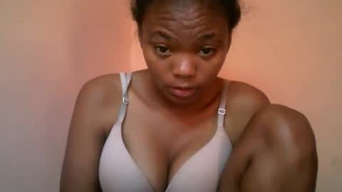 Snapshot of herisse01 chatting on 05/20/26, 06:08 herisse01 online show from 05/20/26, 06:08
