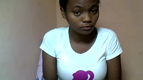 herisse01 online show from 06/18/26, 04:46