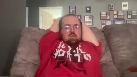 Snapshot of herkimer95 chatting on 05/10/26, 01:05 herkimer95 online show from 05/10/26, 01:05