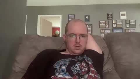 Snapshot of herkimer95 chatting on 06/11/26, 11:52 herkimer95 online show from 06/11/26, 11:52