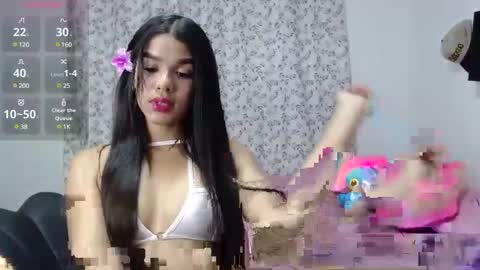 Snapshot of hermione_sweet18 chatting on 03/12/25, 02:30 Alana online show from 03/12/25, 02:30