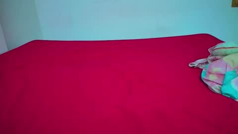 Charlotte Y Crystal online show from 03/27/26, 11:59