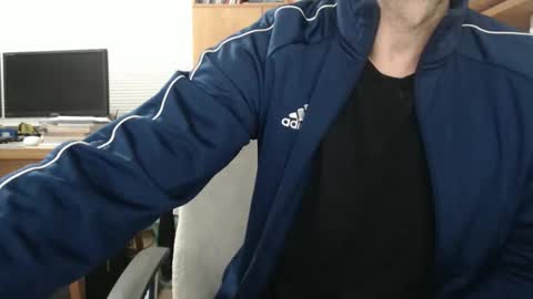 hero0111 online show from 09/09/25, 10:26