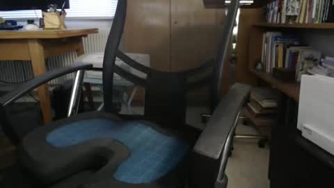 hero0111 online show from 11/15/25, 02:02