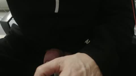 hero0111 online show from 04/19/26, 02:05