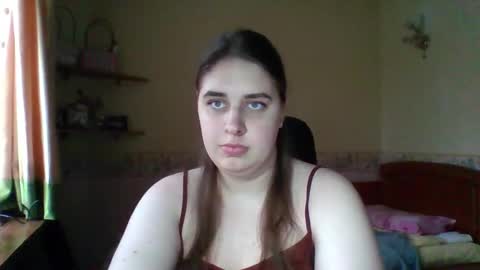 hess_luna_ online show from 12/20/25, 10:11