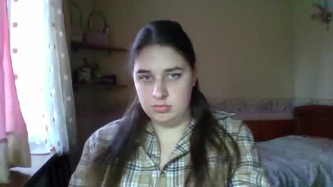 hess_luna_ online show from 01/13/26, 10:09