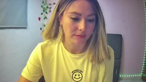 Hestesiaxx online show from 12/04/24, 01:14