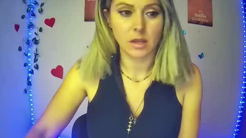 Hestesiaxx online show from 01/15/25, 01:12