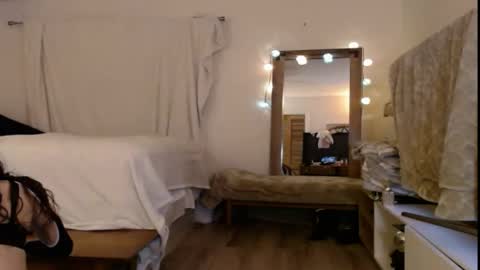hevin69 online show from 04/15/26, 03:02