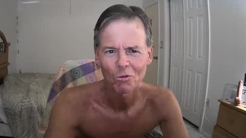 Snapshot of hewes1 chatting on 10/01/25, 06:58 hewes1 online show from 10/01/25, 06:58