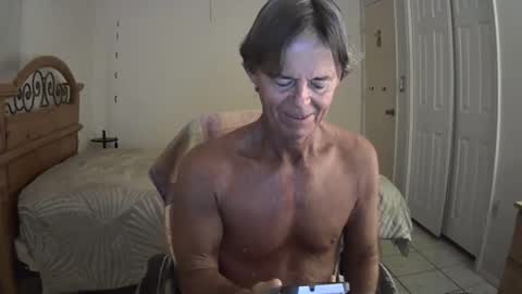 Snapshot of hewes1 chatting on 05/06/26, 07:46 hewes1 online show from 05/06/26, 07:46