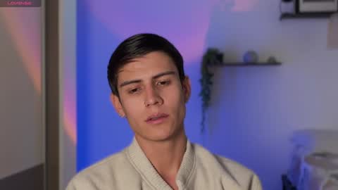 Snapshot of hey_cesard chatting on 12/04/24, 07:12 hey_cesard online show from 12/04/24, 07:12