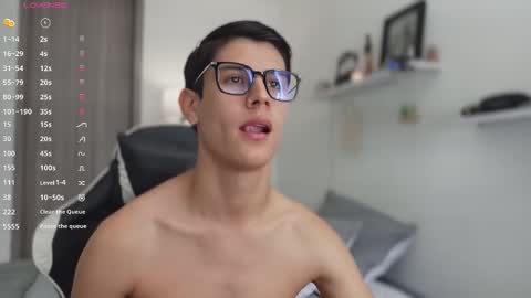 hey_cesard online show from 12/15/25, 03:38