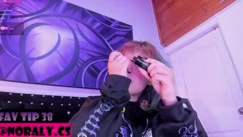 Noraly  online show from 05/07/26, 08:42